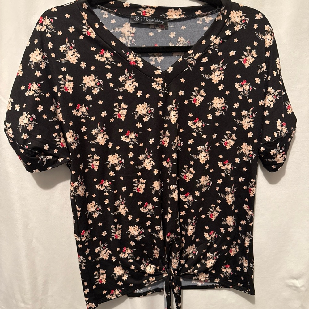LAWLESS Black and Cream Floral Blouse
